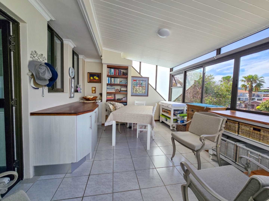 2 Bedroom Property for Sale in Stilbaai Wes Western Cape